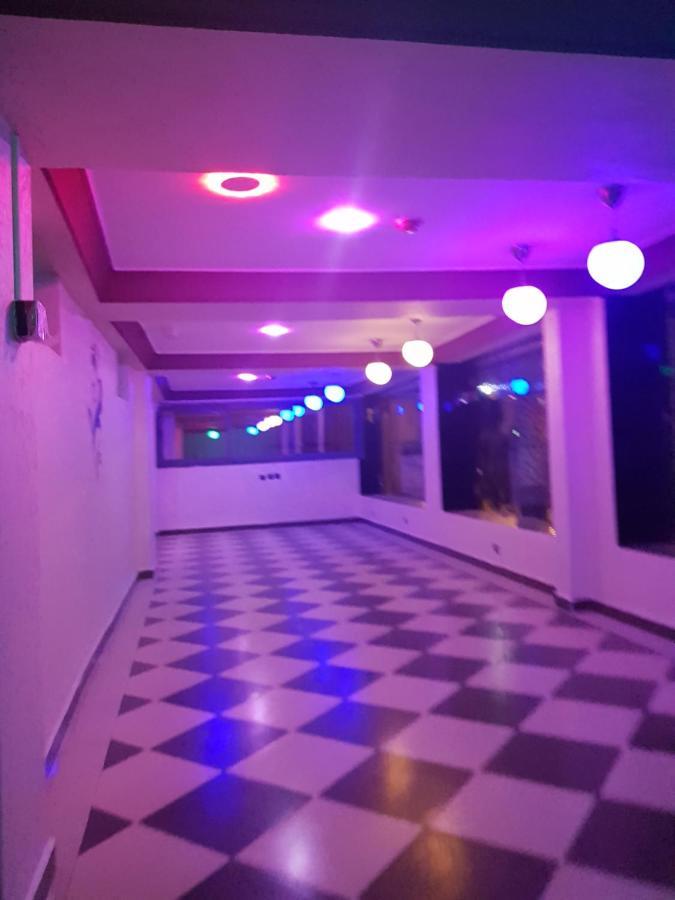 Zellaka Hotel & Cafe Churibka Zewnętrze zdjęcie